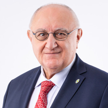 IYI - Ahmet Kamil Erozan